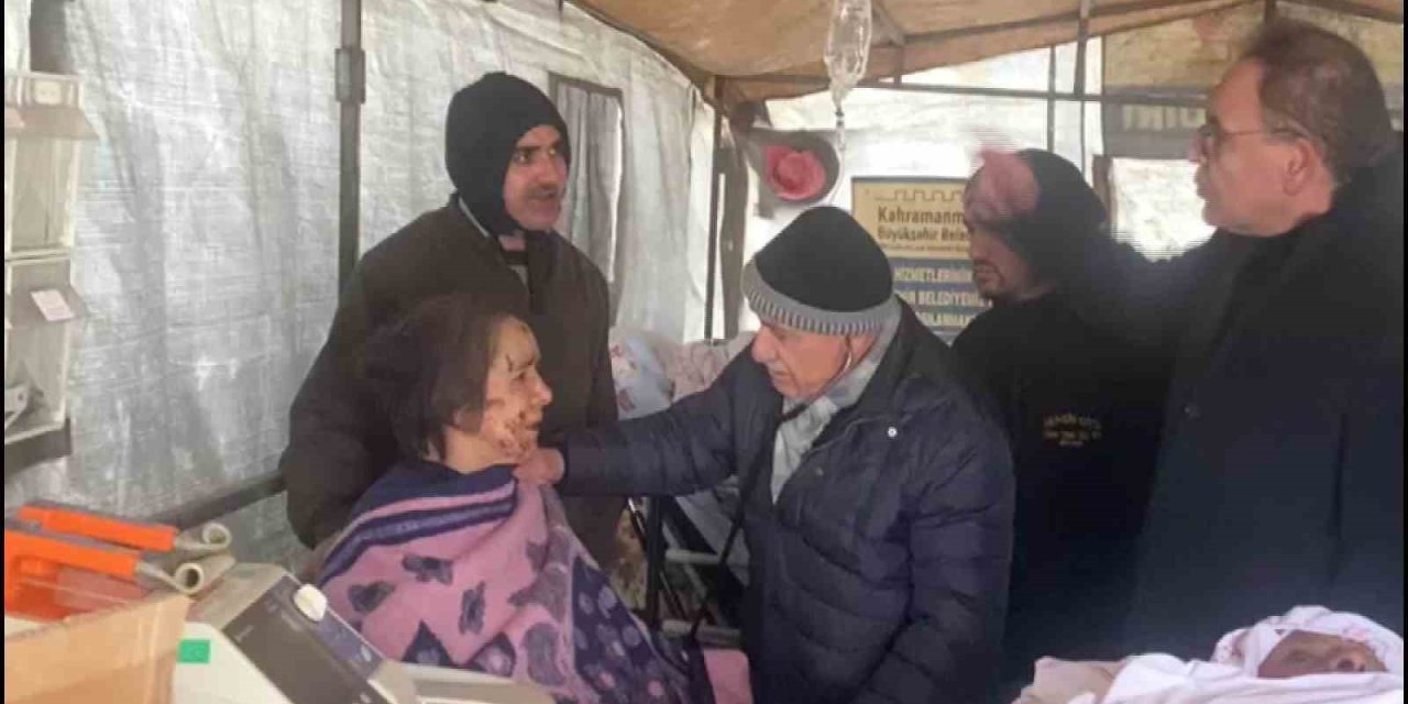 Deprem Bölgesinde Beraber Çalıştığını Doktorun Milletvekili Olduğunu Sonradan Öğrendi