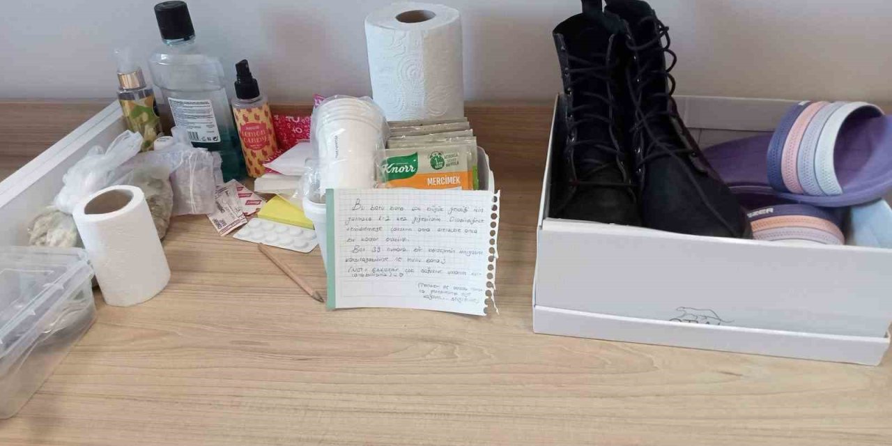 Öğrencilerin Depremzedeler İçin Bıraktığı Notlar Dikkat Çekti