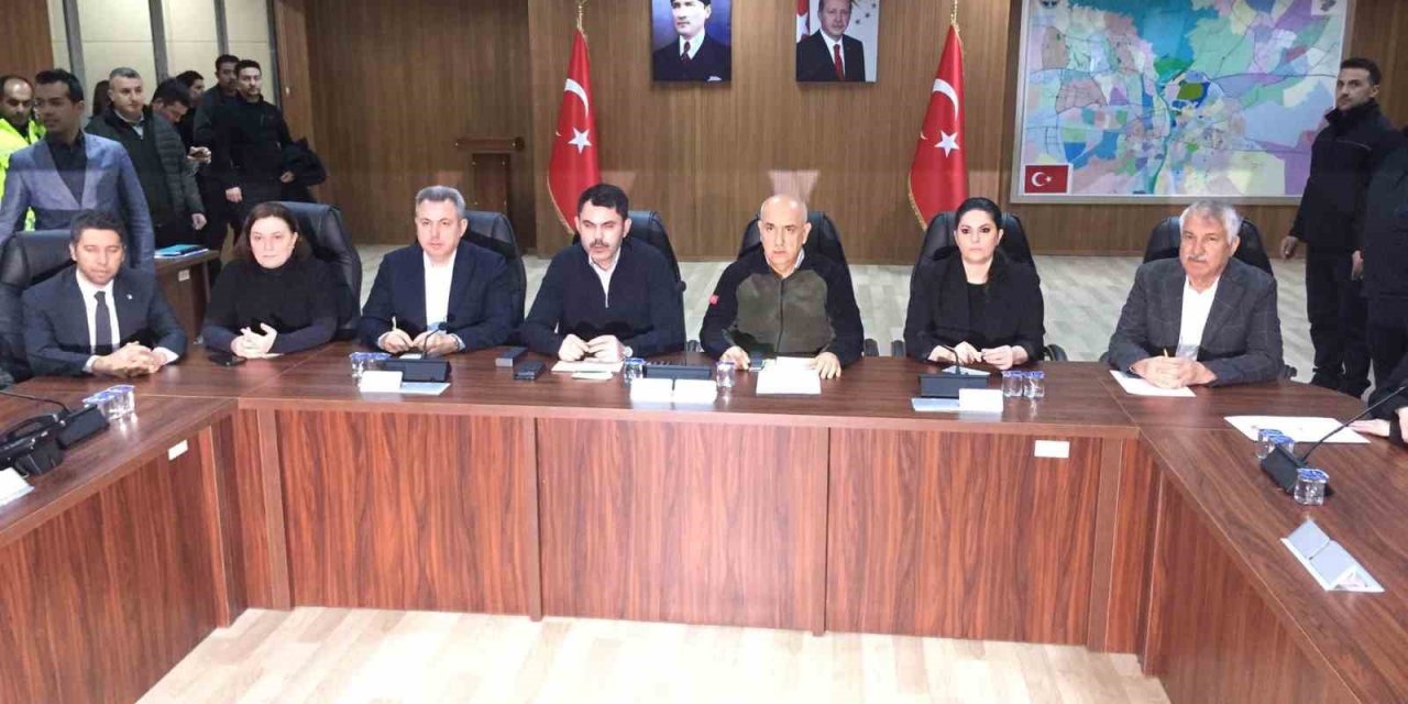 Bakan Kurum: "84 Bin 726 Binayı Yıkık, Acil Yıkılacak Ve Ağır Hasarlı Olarak Tespit Ettik"