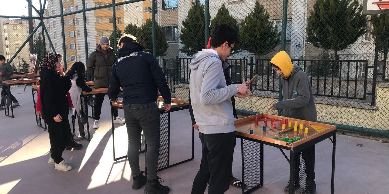 Beyoğlu Belediyesi Depremzedeler İçin 200 Konteyner Ev Kuruyor