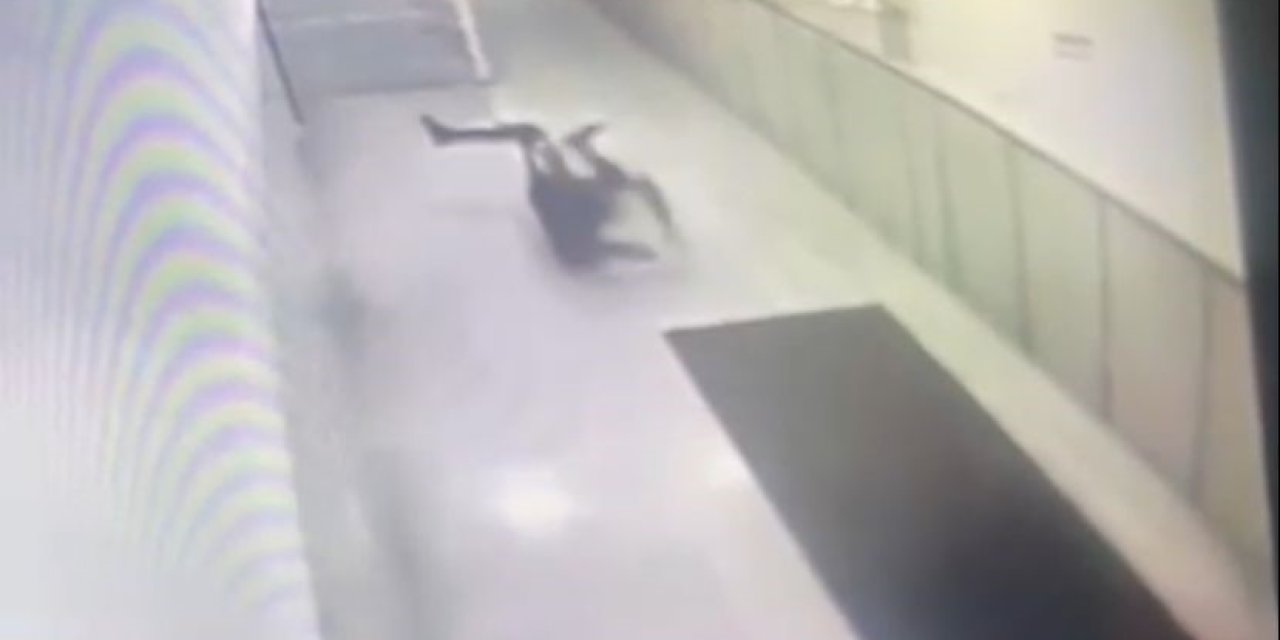 Depremden Kaçarken Kalça Kemiğini Kırdı...o Anlar Kameralara Yansıdı