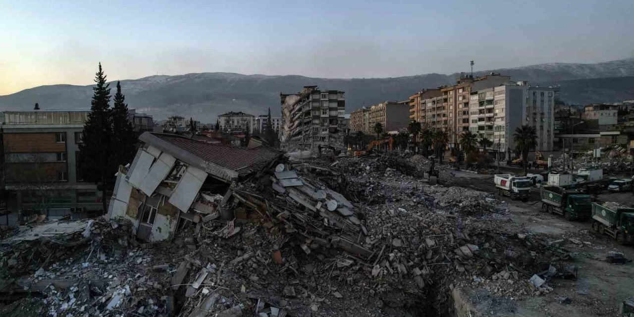 Kahramanmaraş’ta Arama Kurtarma Ve Enkaz Kaldırma Çalışmaları Sürüyor