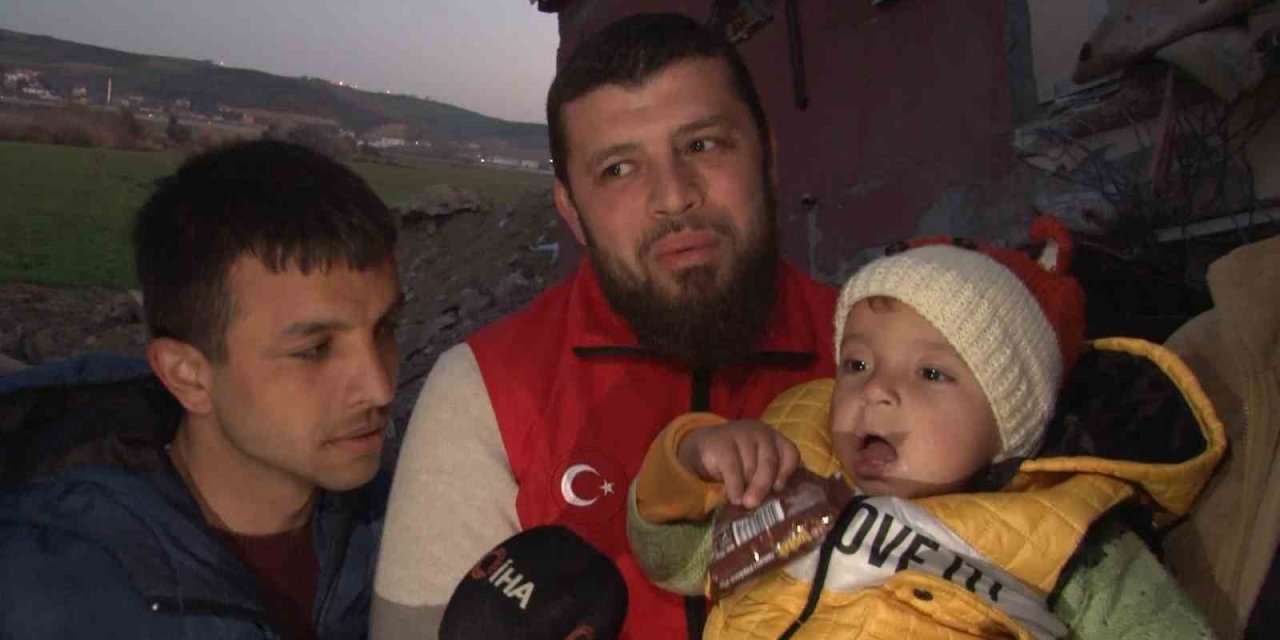 5 Kişilik Aileden 8 Aylık Ömer Adnan Bebeğin İnanılmaz Kurtuluşu