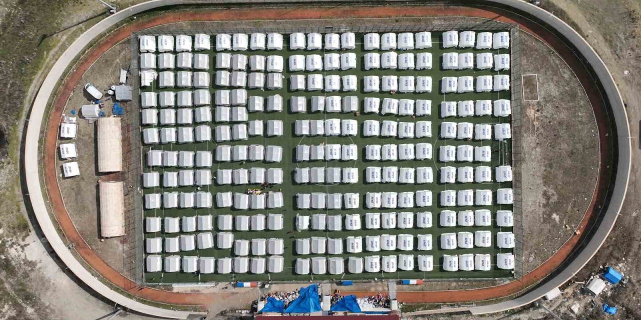 Hatay Samandağ Stadyumu’na Kurulan Çadır Kent Dron İle Görüntülendi