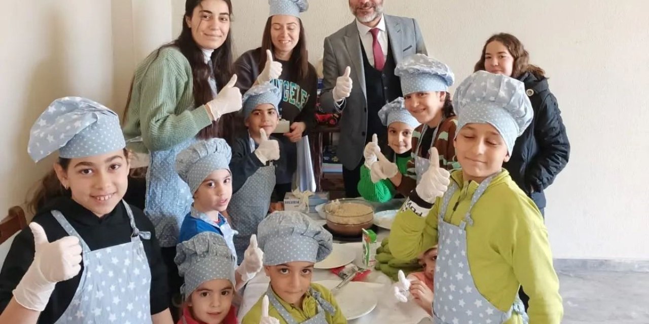 Gazipaşa’da Depremzede Çocuklara Psikolojik İlk Yardım Veriliyor