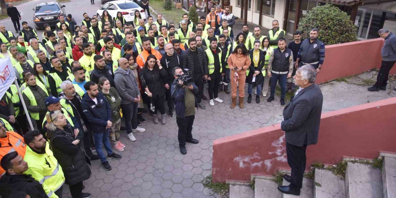 Karalar: “milletimizin Ayrım Gözetmeksiniz Yardım Etme Geleneğiyle Onur Duyuyorum”