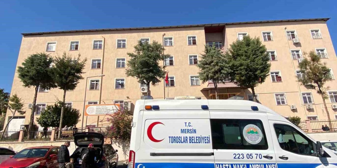 Toroslar Belediyesinden Depremzedelere Sağlık Hizmeti