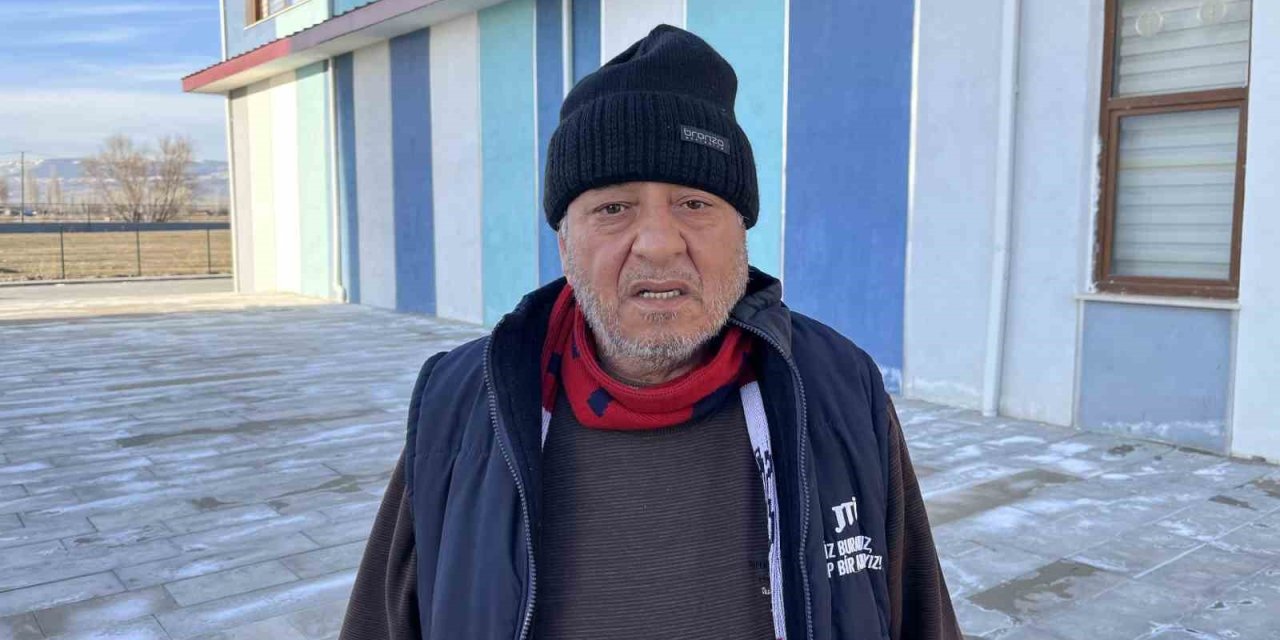 Depremde 2 Kızını Kaybeden Adem Çöllü: “büyük Kızım Çökmüş Küçük Kız Kardeşini Kanatlarının Altına Almış”