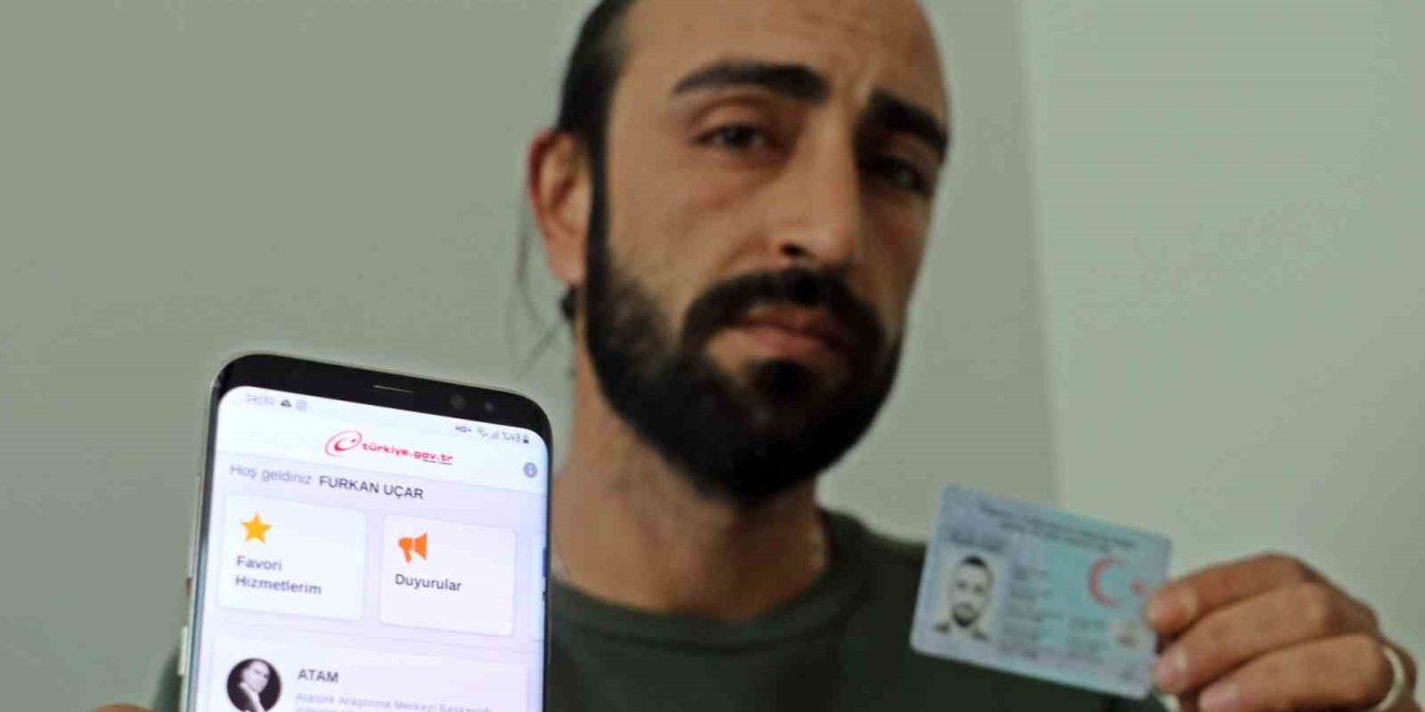 Depremde Ailesini Kaybedip Kayıtlara Ölü Olarak Geçmişti, Adeta Yeniden Doğdu