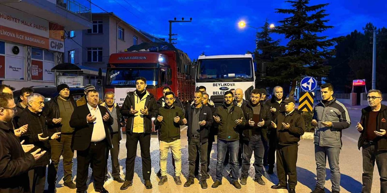 Beylikova’dan İkinci Yardım Konvoyu Deprem Bölgesine Doğru Yola Çıktı