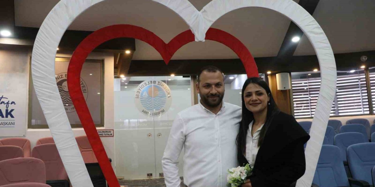 Hatay’da Asrın Felaketini Yaşadılar, Mersin’de Dünya Evine Girdiler