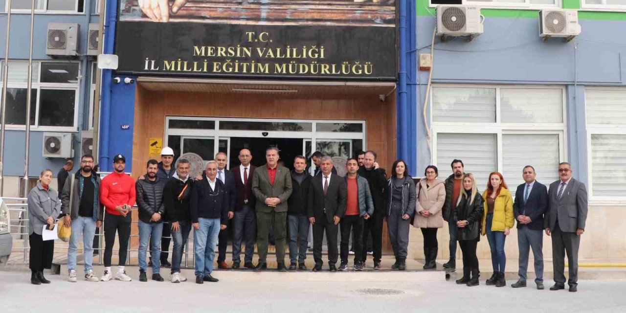 Gönüllü Rehber Öğretmenler Hatay’a Gönderildi