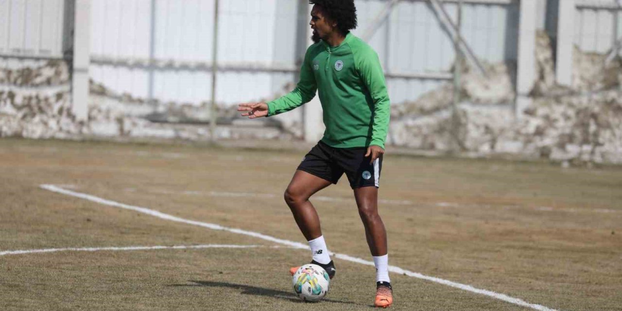 Konyaspor, Fenerbahçe Maçı Hazırlıklarını Tamamladı