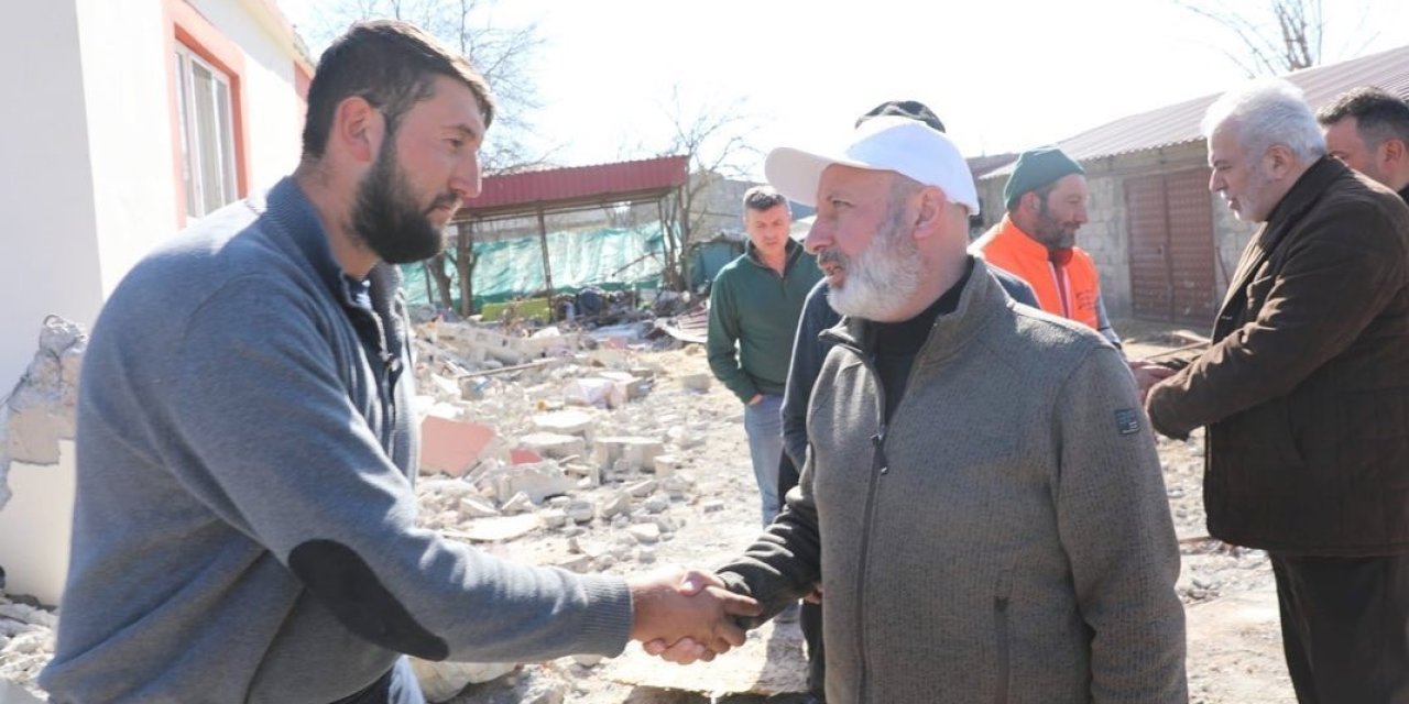 Başkan Çolakbayrakdar, Bu Seferde Meclis Üyeleriyle Deprem Bölgesinde