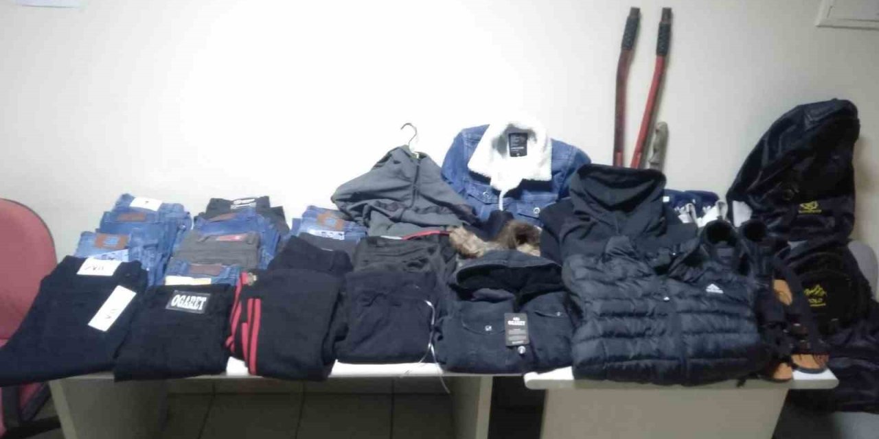 İş Yerini Soyan Hırsızlar Kameralarla Adım Adım İzlenerek Yakalandı