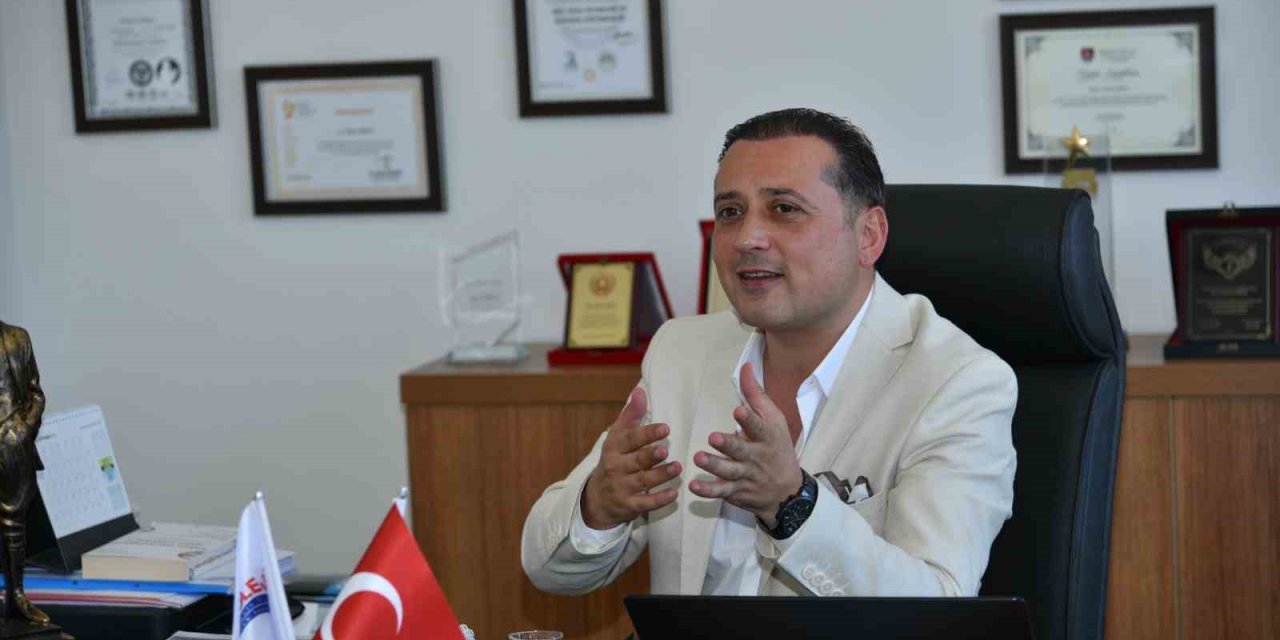 Depremden Etkilenen Çocukların Beden Dili Ve Mimikleri İyi Gözlenmeli