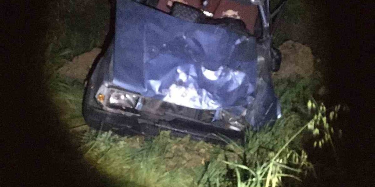 Otomobille Çekici Çarpıştı: 2 Kişi Yaralandı