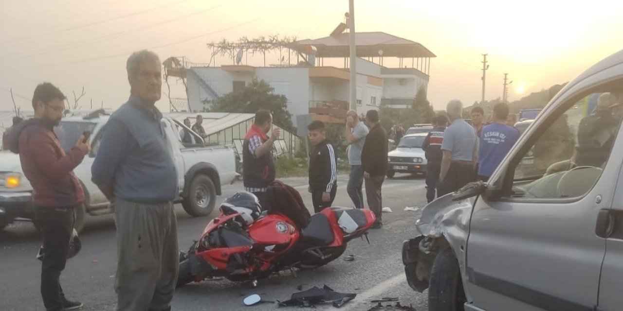 Kazada Savrulan Motosiklet Sürücüsünü Taktığı Kask Kurtardı