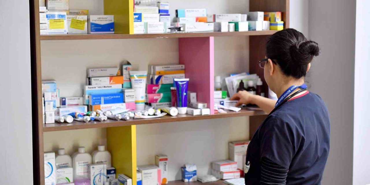 Davultepe Erkek Öğrenci Yurdu 518 Depremzedeyi Ağırlıyor