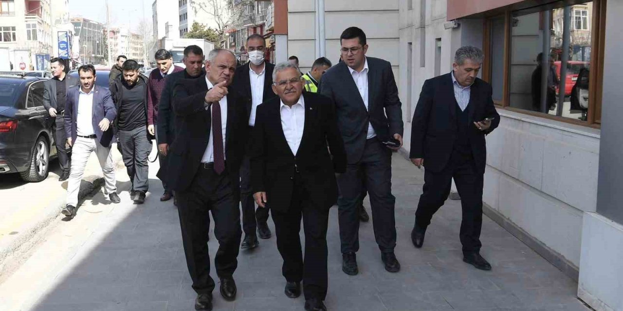 Başkan Büyükkılıç’tan Yahyalı’da Yatırım Değerlendirme Toplantısı