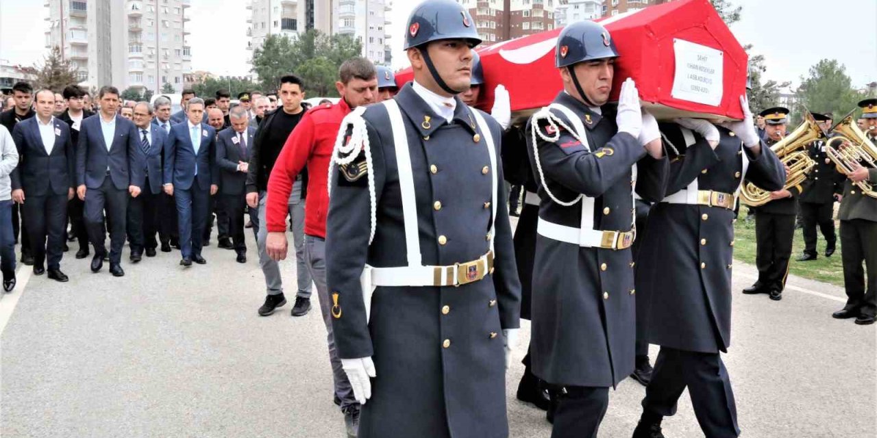 Şehit Karakol Komutanına Gözyaşları Arasında Son Görev