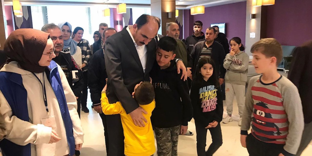 Başkan Altay Konya’da Misafir Edilen Depremzedelerle Buluştu