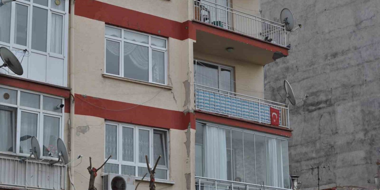 Bu Caddelerde Esnaflık Yapan Vatandaşlar Tedirgin