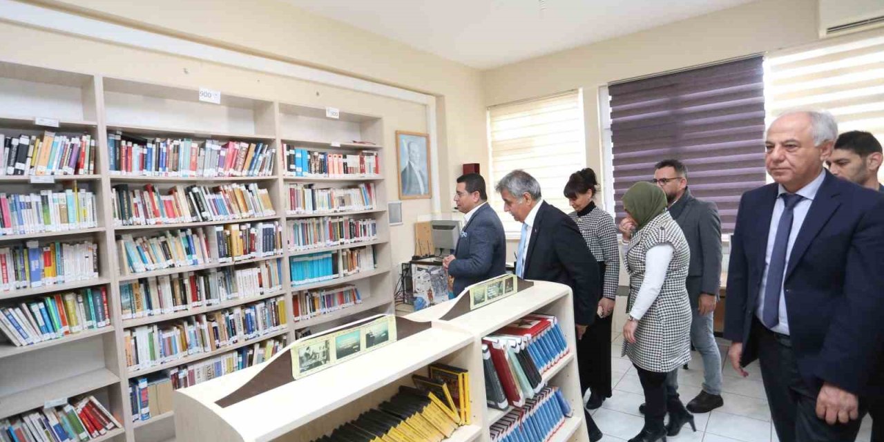 Öğrenciler Kitap İstedi, Başkan Tütüncü Gönderdi