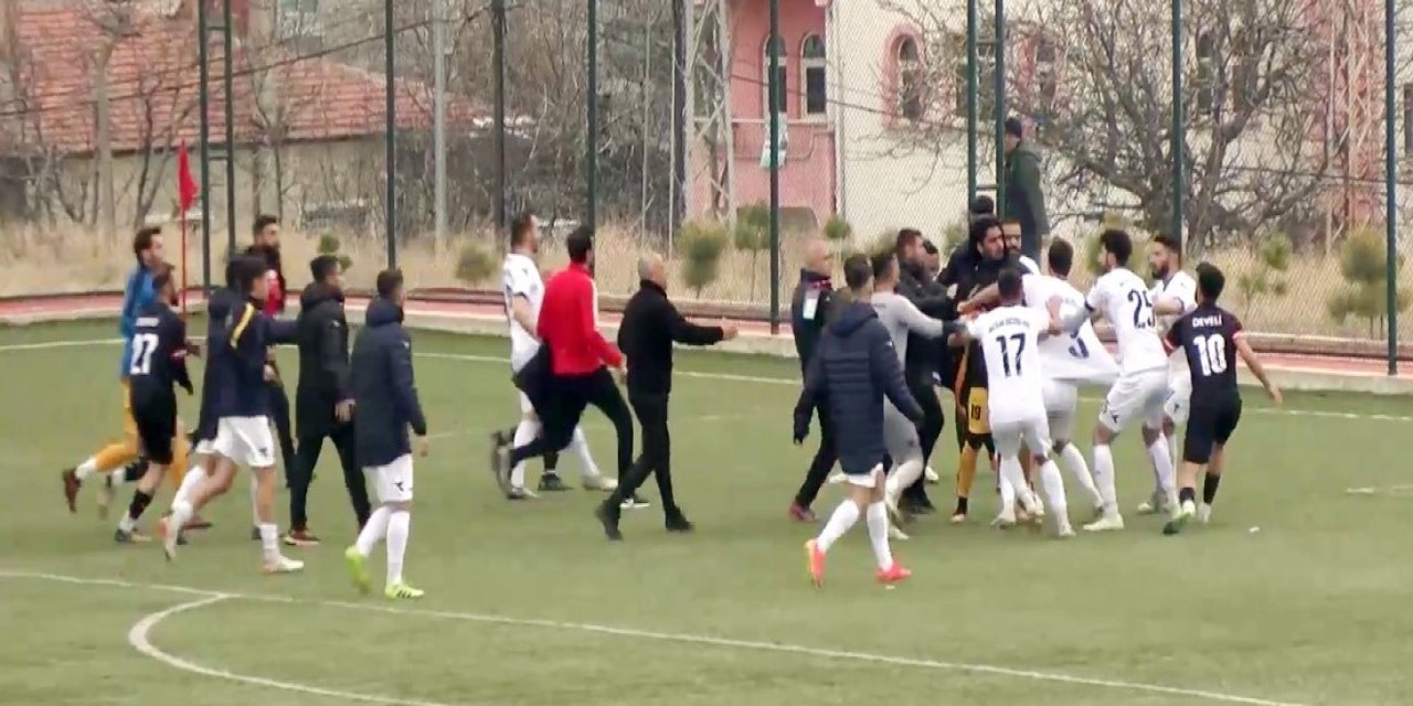 Bal’da Maç Sonrası Kavga