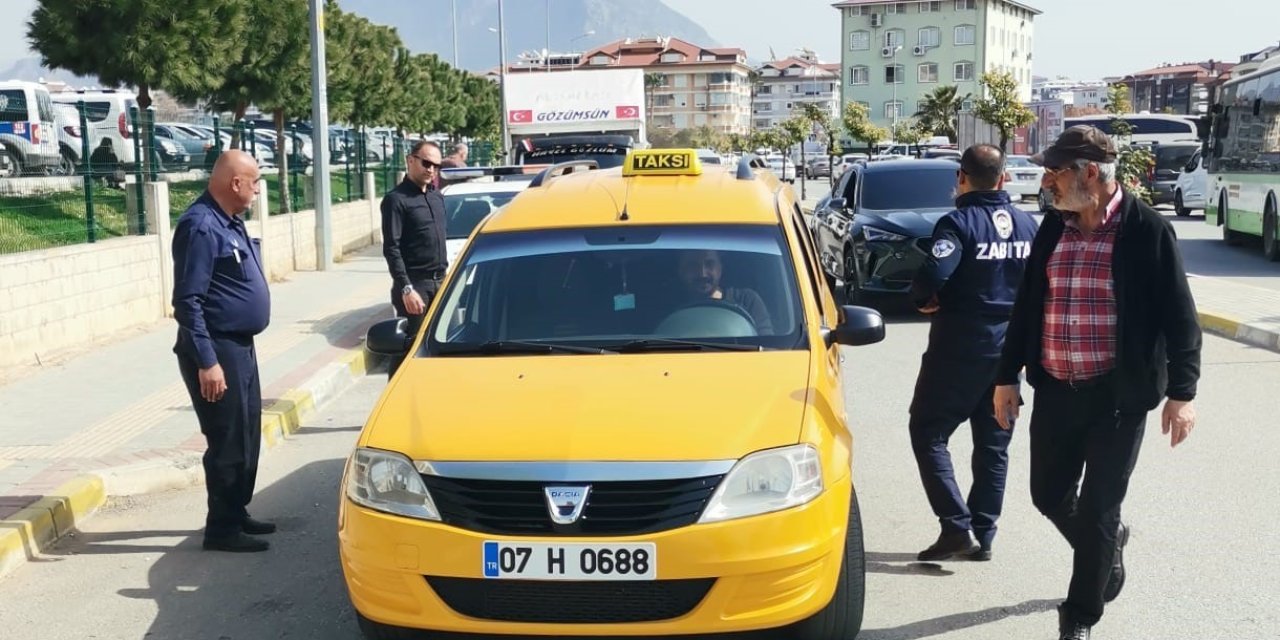 Alanya’da Halk Otobüsleri Ve Taksiler Denetlendi