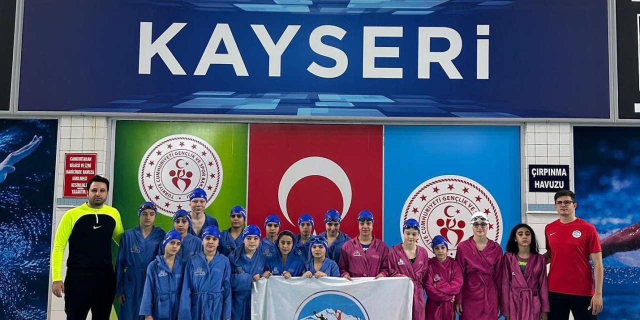 Havuzda Spor A.ş Rüzgarı