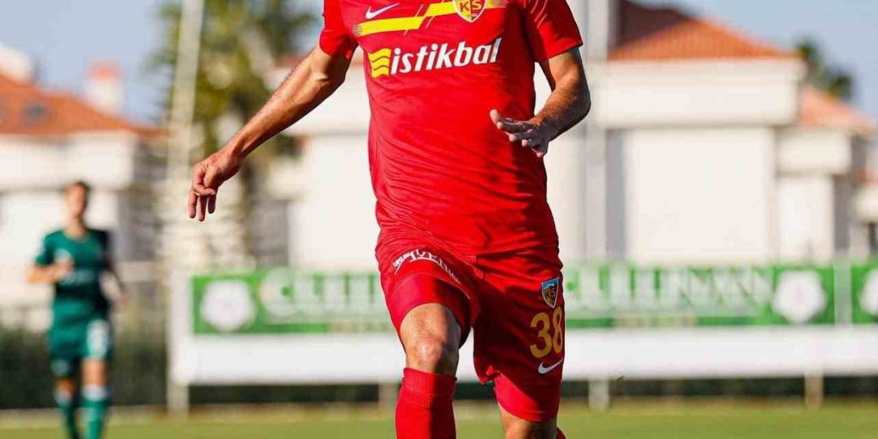 Kayserispor 5 Futbolcu Gönderdi