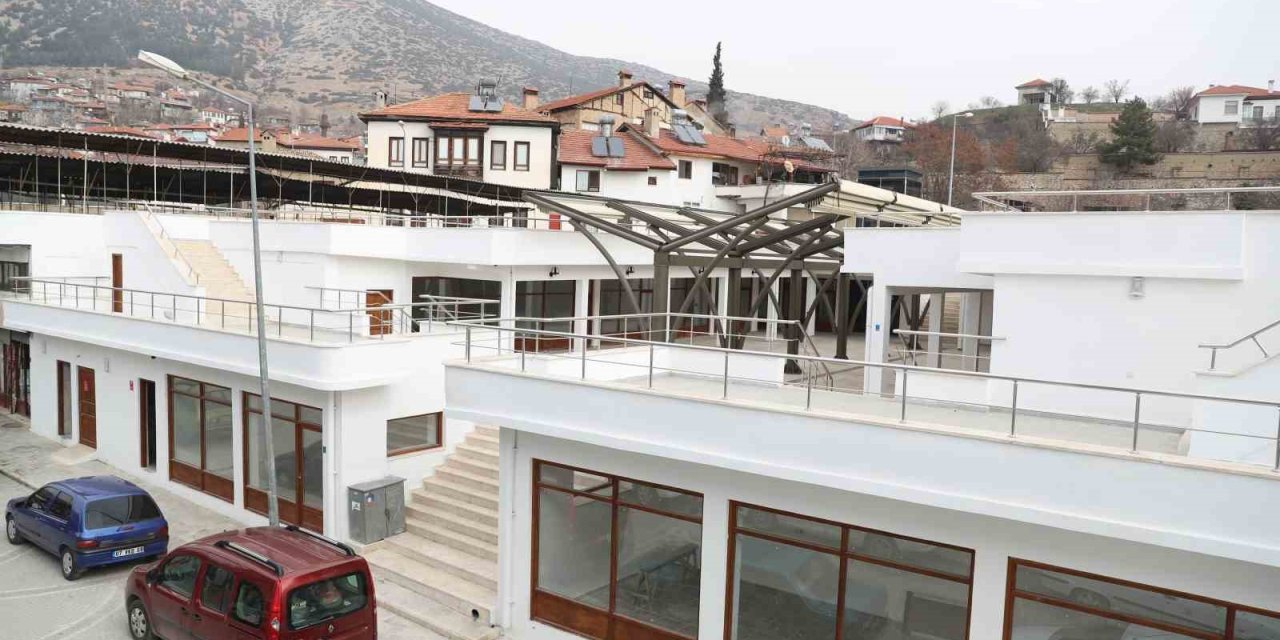 Elmalı Kadın Emeği Üretim Atölyesi Tamamlandı