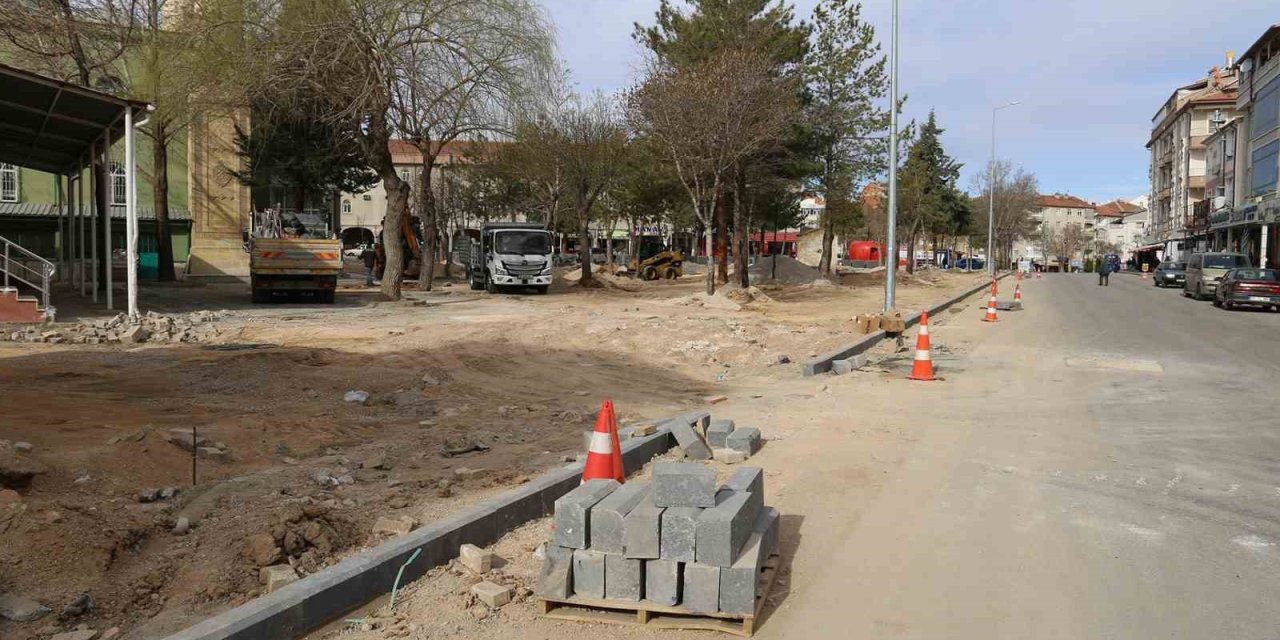 Karaman’da Park Yenileme Ve Bakım Çalışmaları Başladı
