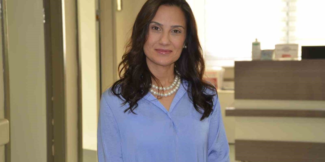 "deprem Sırasındaki Sarsıntı Hissi 1 Aydan Uzun Sürerse Yardım Alınmalı"