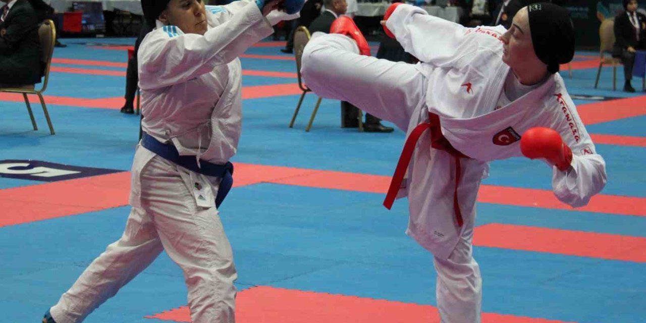 Konya’da Karate 1-series A Müsabakaları Başladı