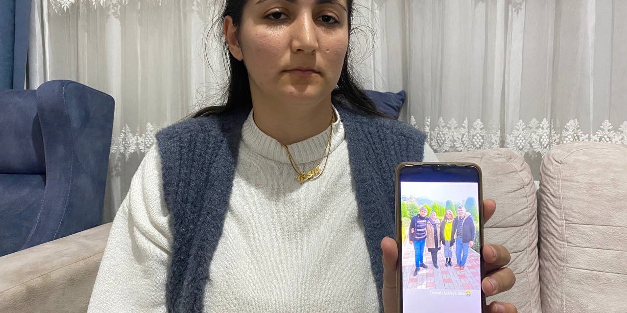 Depremde Ailesinden Geriye Fotoğraf Albümü Kaldı