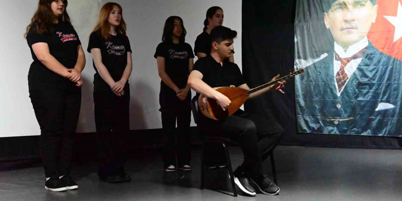 Kemer’de İstiklal Marşı’nın Kabulü Törenle Kutlandı