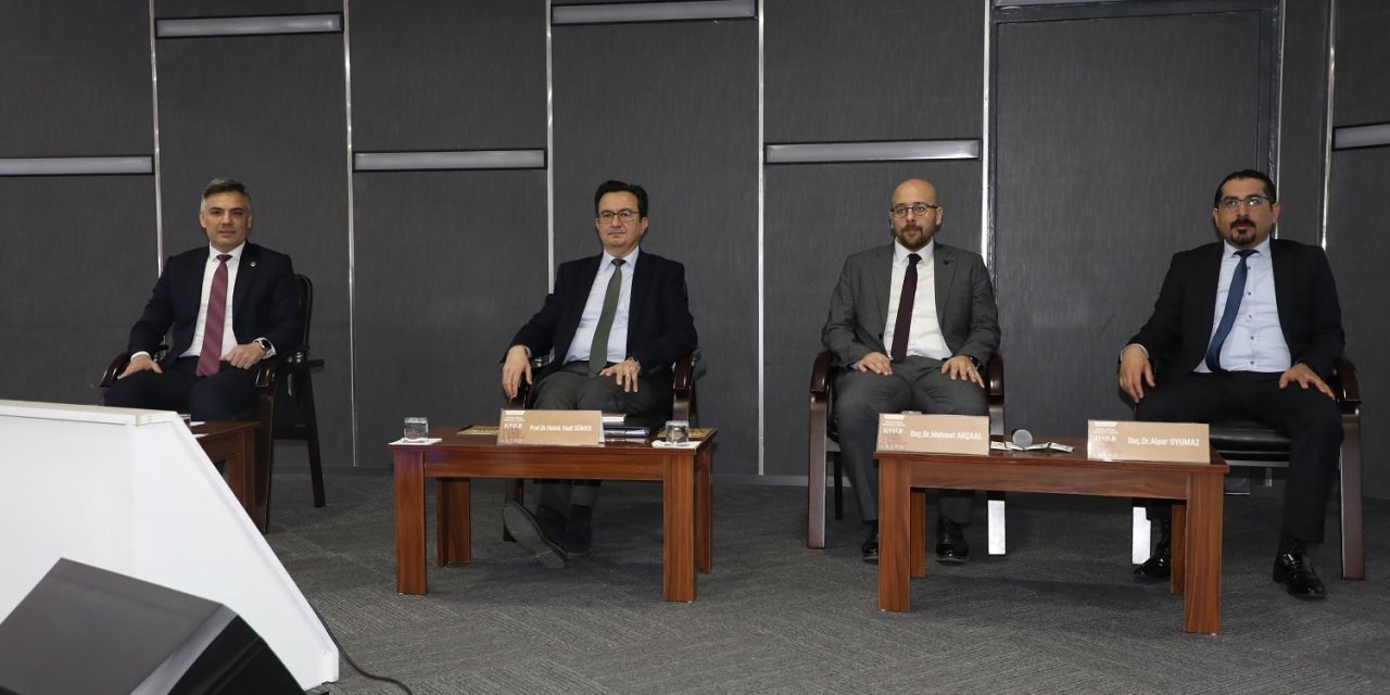 “teknik, Sosyal, Ekonomik Ve Hukuki Boyutuyla Deprem Çalıştayı” Tamamlandı