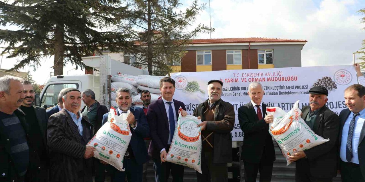 Alpu’da Nohut Üreticilerine Yüzde 50 Hibeli Tohum Desteği