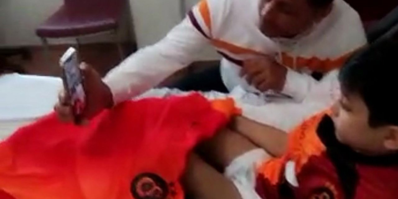 Galatasaraylı Futbolcular Ömer Halis'i Mutlu Etti