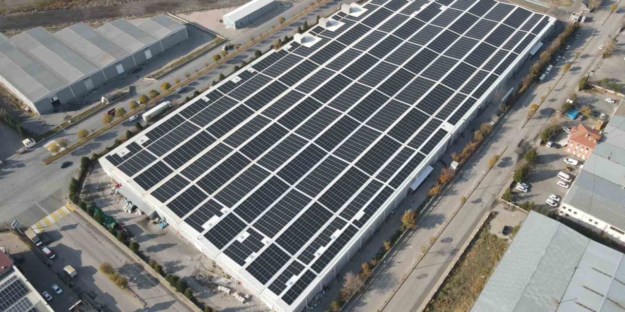 Cw Enerji İle Fabrikalar Enerjilerini Güneşten Alıyor