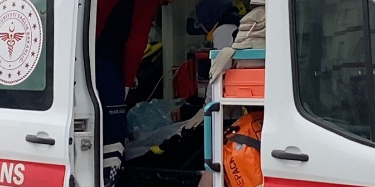 Aksaray’da Öğrenciler Arasında Bıçaklı Kavga: 1’i Ağır 4 Yaralı