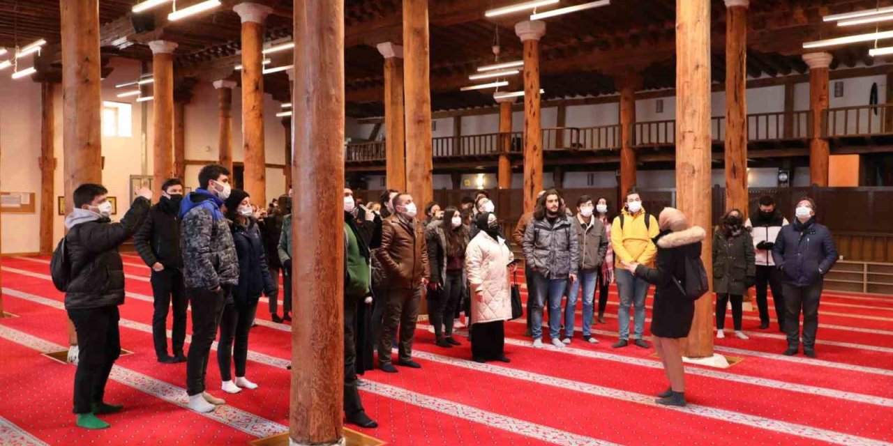 8 Asırlık Sivrihisar Ulu Camii Unesco Dünya Miras Listesi’nde Yerini Alacak