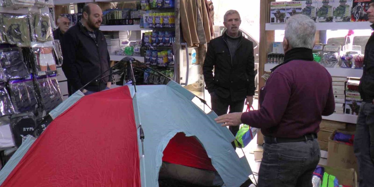Deprem Korkusu Çadıra Talebi Arttırdı