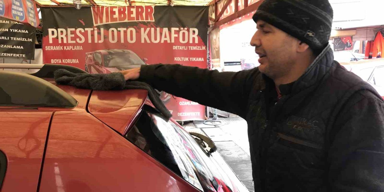 Havalar Soğuyunca Oto Yıkama İşleri Bıçak Gibi Kesildi