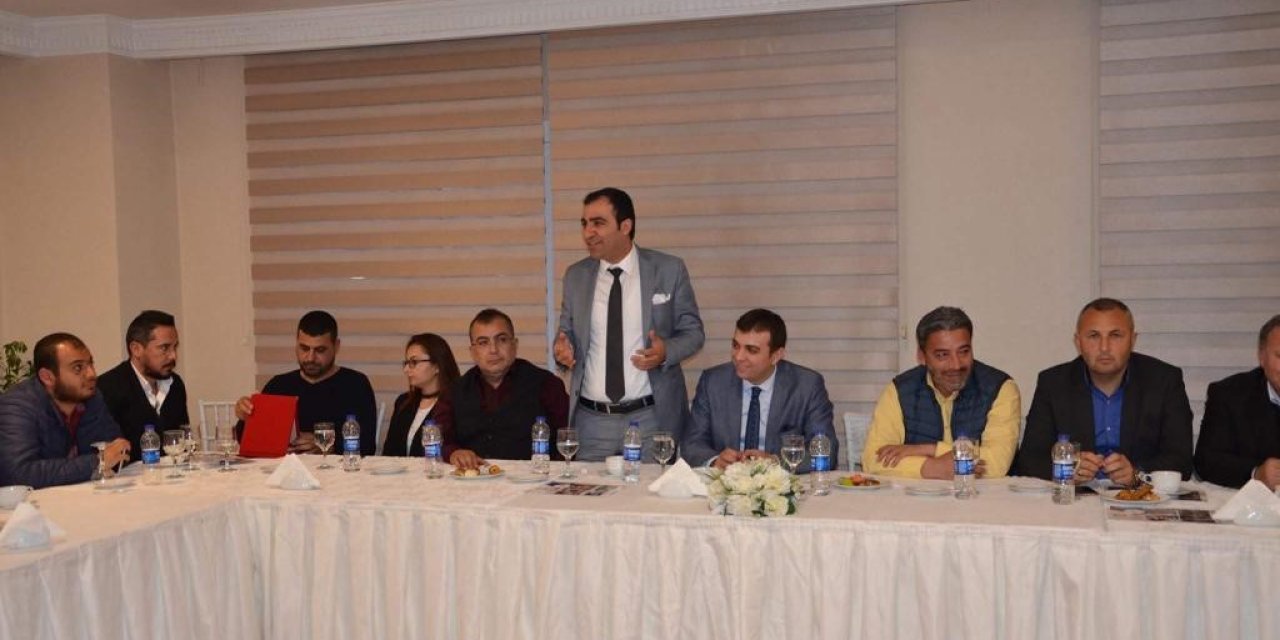 Akil Gençler 14 Mayıs Seçimlerinde Erdoğan’ı Destekleme Kararı Aldı