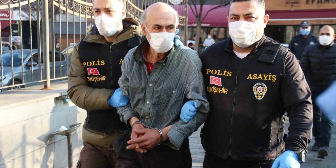 61 Yaşındaki Kişiyi Öldürüp Yaşadıkları Barakanın Arkasına Gömen Sanıkların Yargılandığı Dava Ertelendi