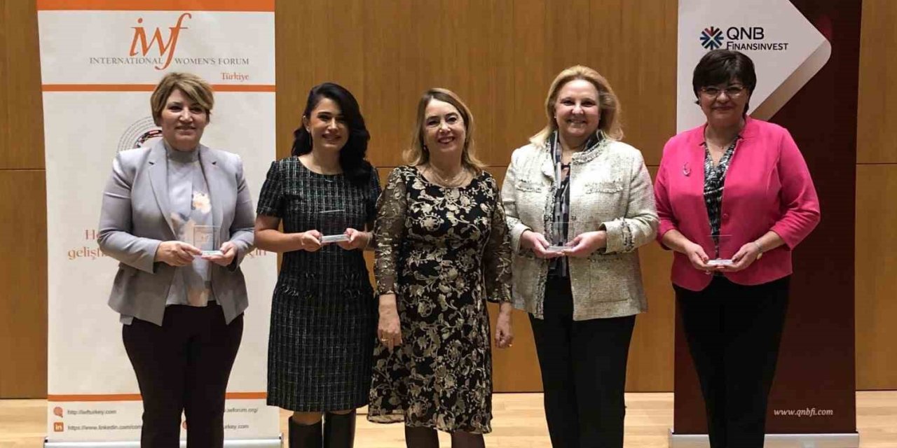 Türk Kadın Girişimci 100 Lider Kadından Biri Seçildi