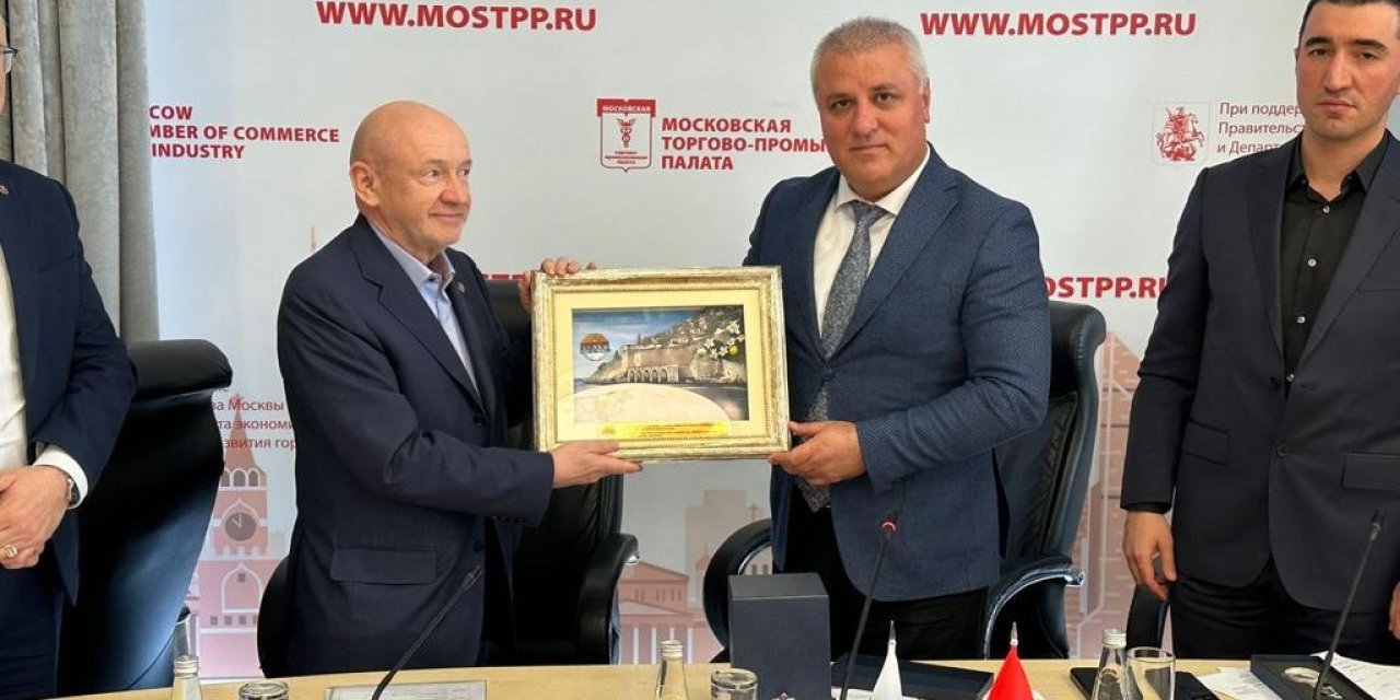 Erdem’den Rus İş İnsanlarına Alanya’ya Yatırım Çağrısı